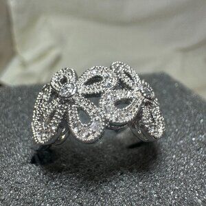 New Lia Sophia "Abloom" Cut Crystals CZ Encrusted Flowers Silver Ring Sz 9